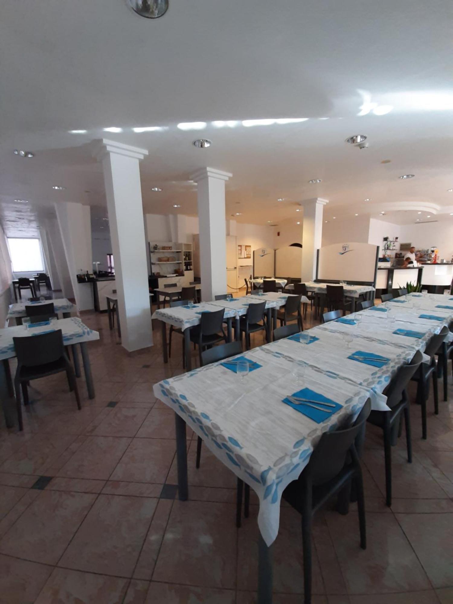 Hotel Altamarea Misano Adriatico Esterno foto