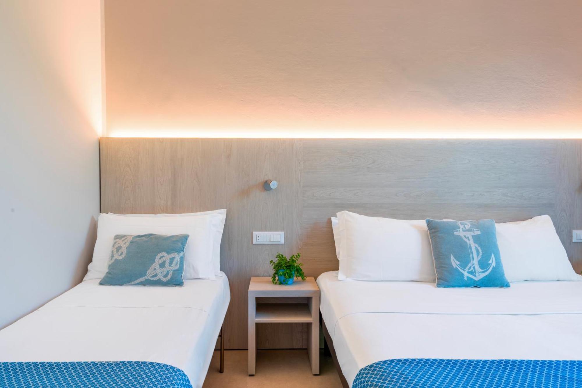 Hotel Altamarea Misano Adriatico Esterno foto